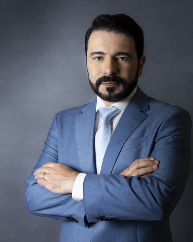 Dr. Jonathan B. Souza, cardiologista e ecocardiografista, parceiro clínico da Oxy Recovery.